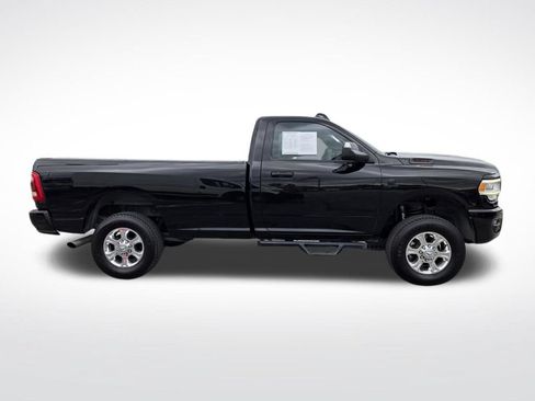 Used 2022 RAM 3500 Big Horn w/ Level C Equiment Group AWD/4WD image 2