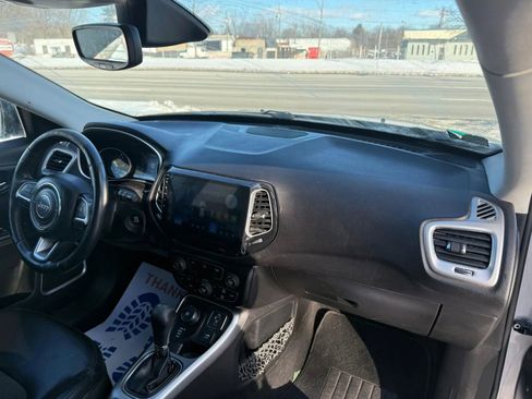 Used 2018 Jeep Compass Latitude w/ Popular Equipment Group image 13