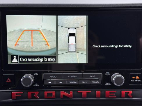 Used 2026 Nissan Frontier Pro-X w/ Pro-X Convenience Package RWD image 25