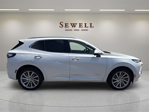 New 2025 Buick Envision Avenir image 6