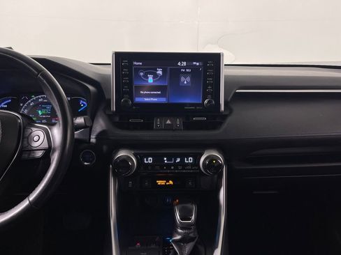 Used 2019 Toyota RAV4 XSE image 15