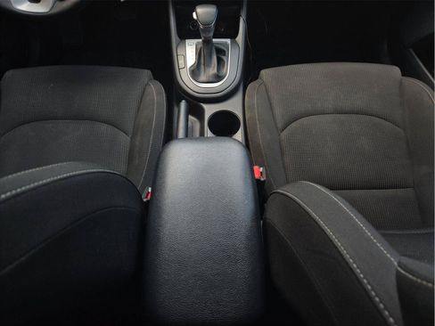Used 2021 Kia Forte Sedan FWD image 21
