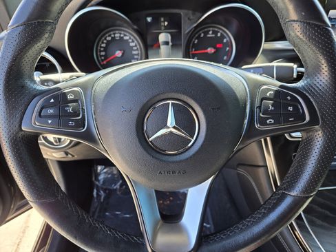 Used 2019 Mercedes-Benz GLC 300 image 15