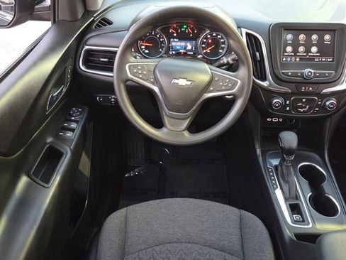 Used 2022 Chevrolet Equinox LT image 9