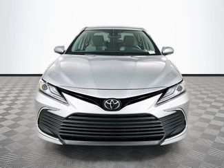 Used 2022 Toyota Camry XLE FWD video 2