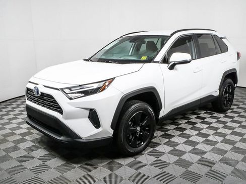 Used 2024 Toyota RAV4 LE image 24