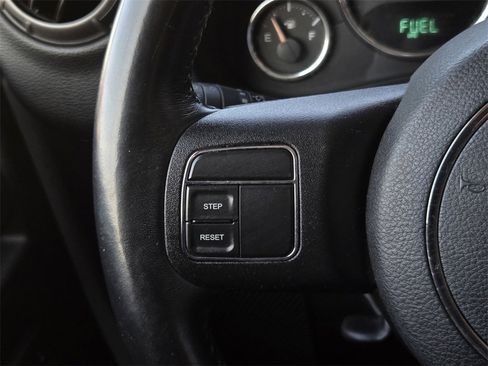 Used 2018 Jeep Wrangler Unlimited Sport S image 22