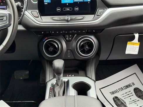 Used 2023 Chevrolet Blazer LT w/ Convenience Package image 14