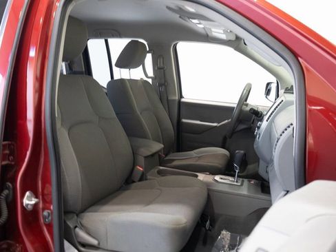 Used 2021 Nissan Frontier SV image 22