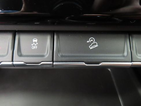 Used 2025 GMC Sierra 1500 Denali Ultimate image 70