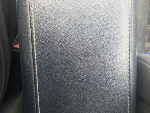 Used 2017 Ford Fusion SE FWD image 29