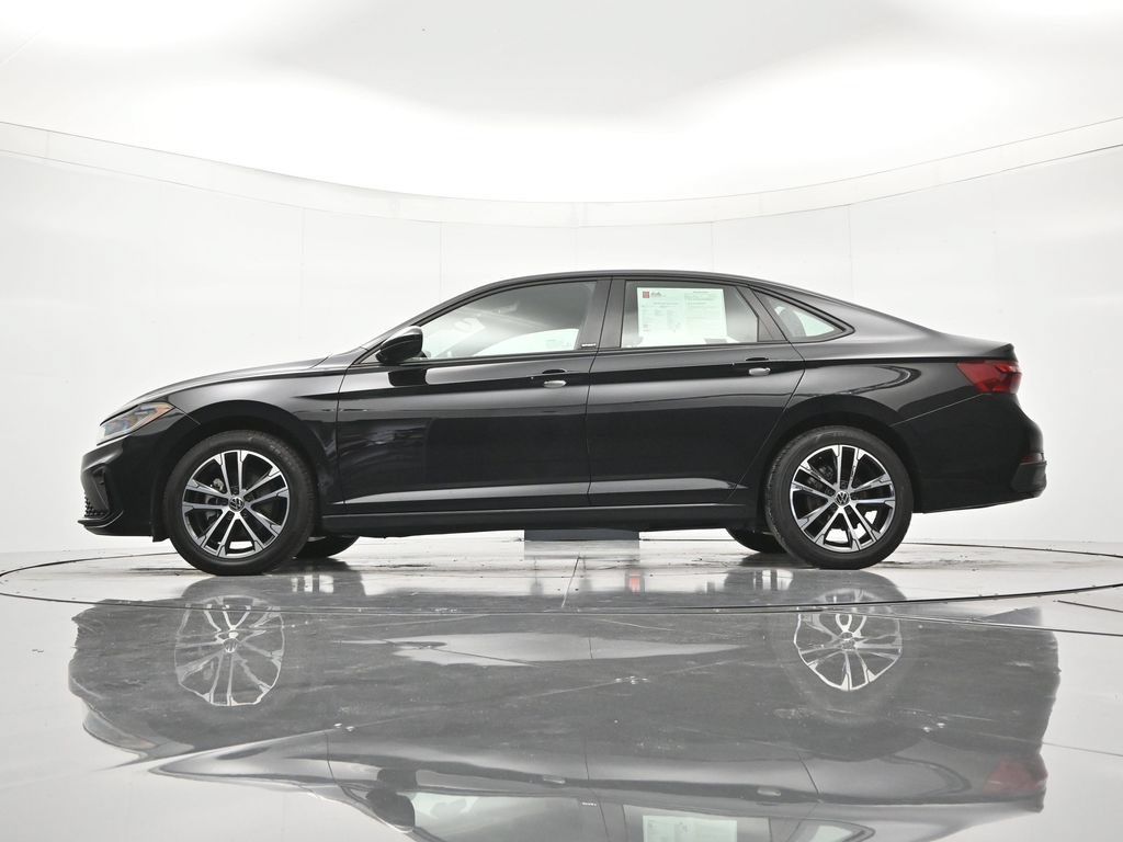 Used 2025 Volkswagen Jetta Sport FWD image 43