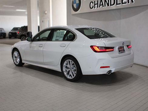 Used 2026 BMW 330i Sedan image 5