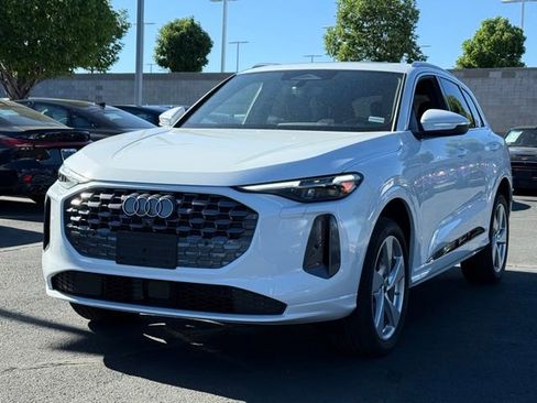 New 2026 Audi Q5 Premium Plus AWD/4WD image 1