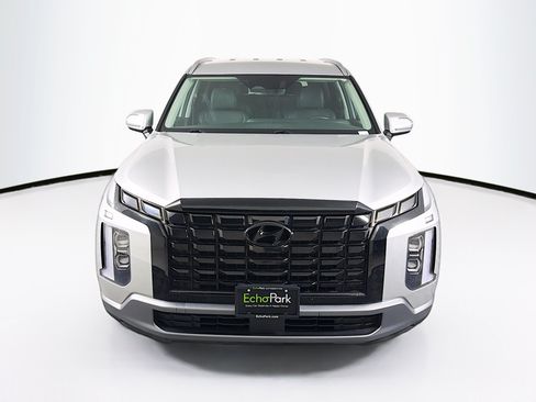 Used 2024 Hyundai Palisade SEL FWD image 2