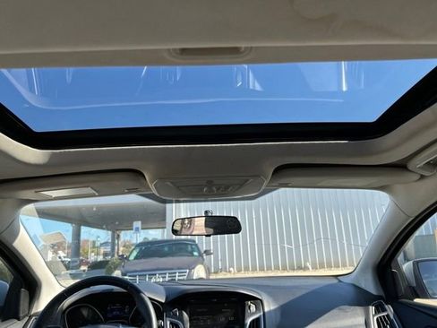 Used 2014 Ford Focus Titanium image 18