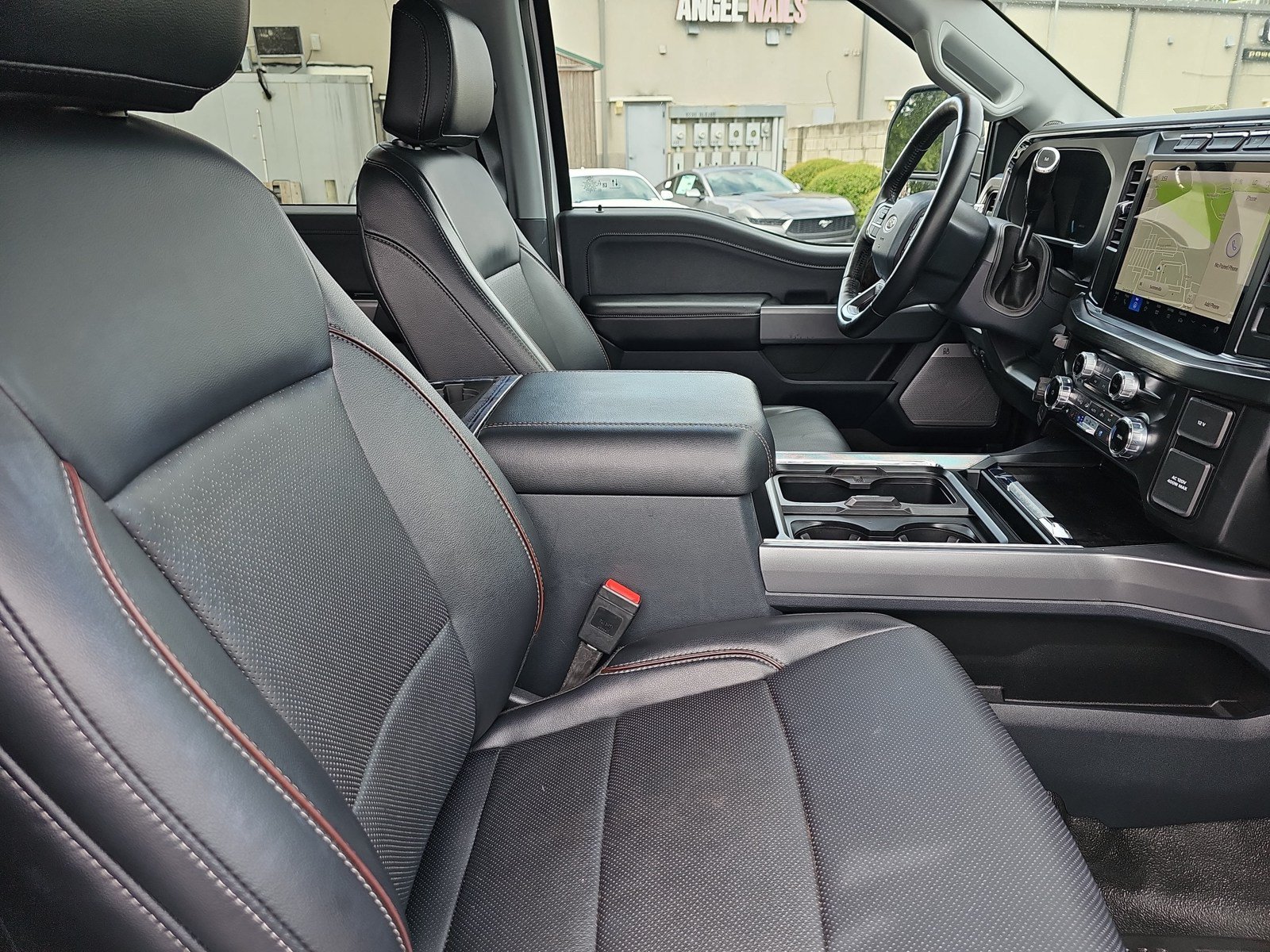 Used 2024 Ford F250 Lariat w/ FX4 Off-Road Package AWD/4WD image 10