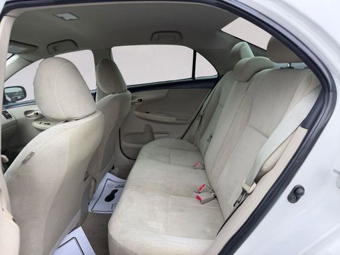 Used 2012 Toyota Corolla S image 13