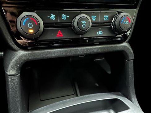 New 2025 Ford Ranger XLT w/ Equipment Group 301A High image 37