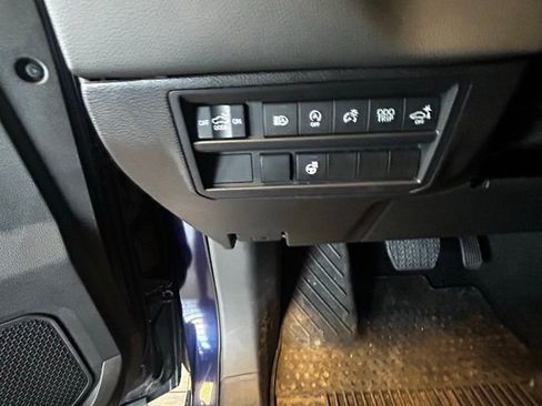 Used 2024 Toyota Tundra Limited image 7