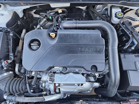 Used 2020 Chevrolet Malibu LS image 31