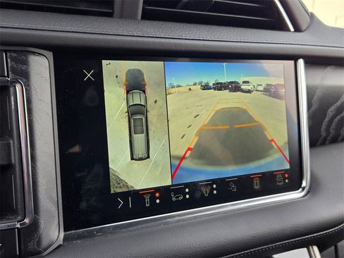 Used 2024 GMC Yukon XL Denali w/ Advanced Technology Package image 13