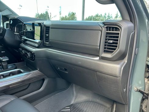 Used 2025 Chevrolet Silverado 1500 LTZ w/ LTZ Premium Package image 26