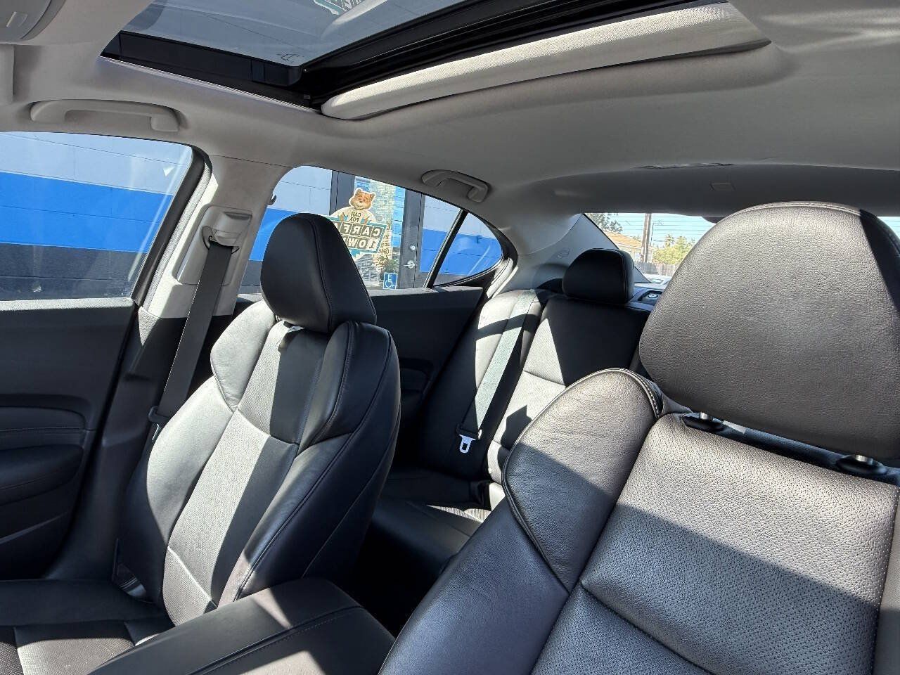 Used 2015 Acura TLX w/ Technology Package FWD image 10