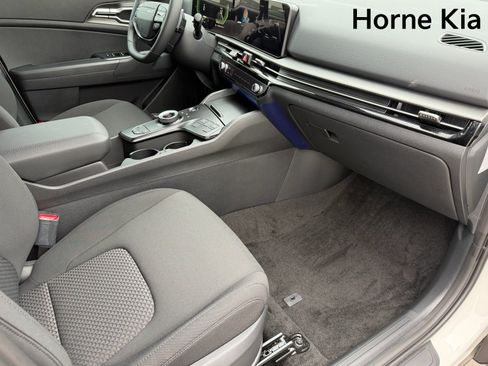 New 2026 Kia Sportage S image 11