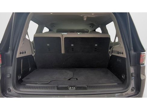 Used 2023 Jeep Wagoneer Series III w/ Preferred Equipment Group image 9