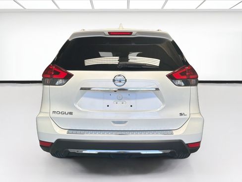 Used 2018 Nissan Rogue SL w/ Premium Package FWD image 5