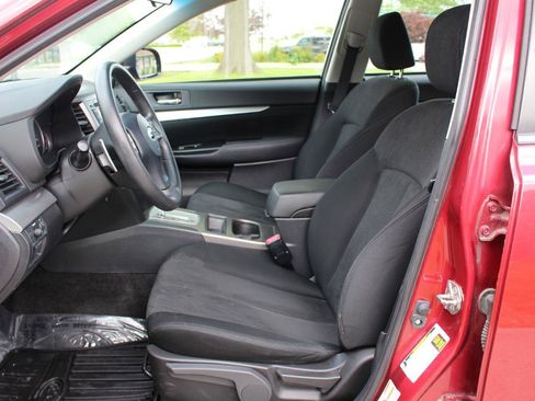 Used 2014 Subaru Outback 2.5i AWD/4WD image 13