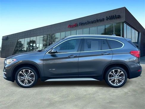 Used 2018 BMW X1 xDrive28i image 2