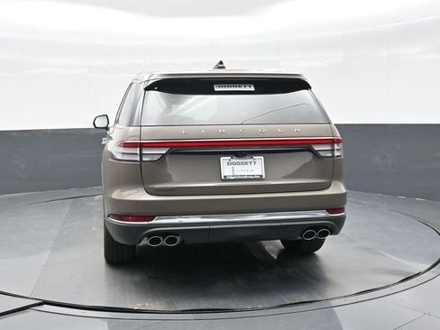 New 2026 Lincoln Aviator 2WD image 5
