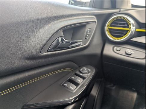 New 2026 Chevrolet Trax ACTIV w/ Driver Confidence Package image 17