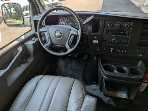 Used 2023 Chevrolet Express 3500 LS RWD image 11