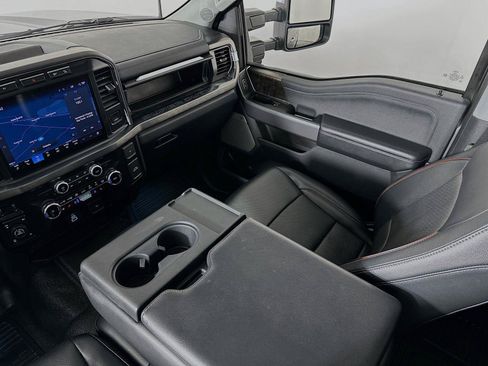 Used 2024 Ford F250 Lariat w/ Tremor Off-Road Package AWD/4WD image 26