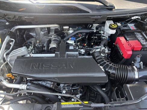 Used 2026 Nissan Rogue SL FWD image 31