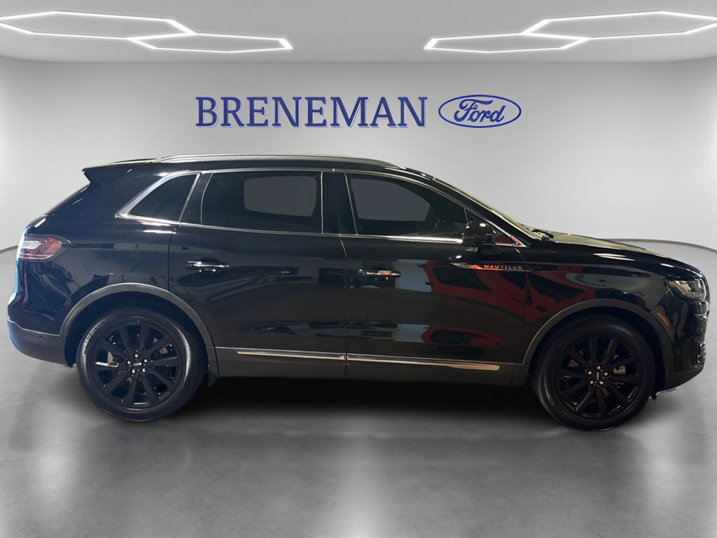 Used 2020 Lincoln Nautilus Reserve AWD/4WD image 4