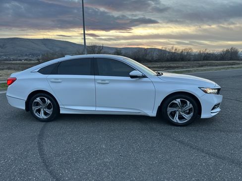 Used 2018 Honda Accord EX-L image 5