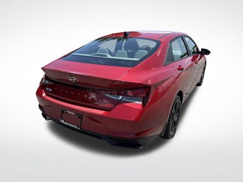 Used 2023 Hyundai Elantra SEL FWD image 5