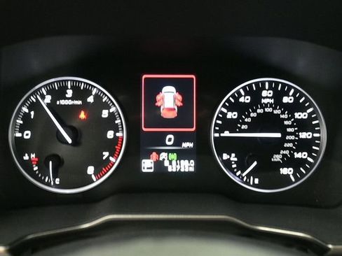 Used 2023 Subaru Outback Limited image 9