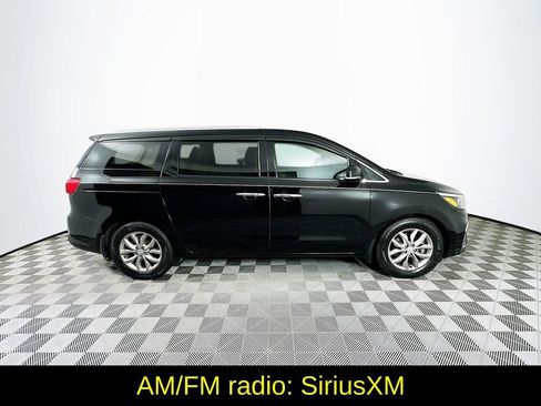Used 2019 Kia Sedona EX w/ EX Premium Package image 11