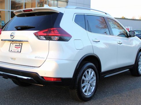 Certified 2020 Nissan Rogue SV image 5