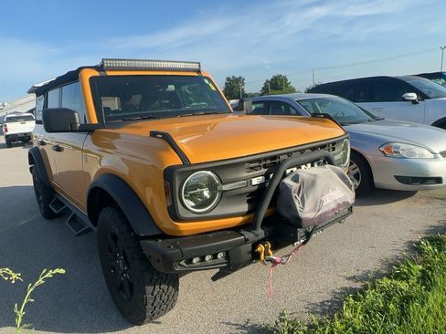 Used 2021 Ford Bronco Black Diamond AWD/4WD image 2