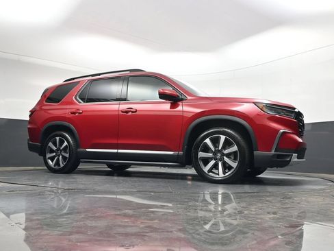 Used 2024 Honda Pilot Touring image 30