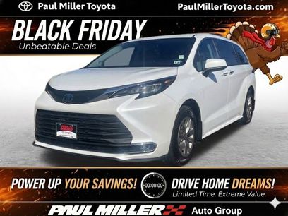 Used 2023 Toyota Sienna XLE