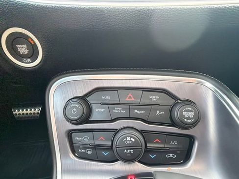 Used 2017 Dodge Challenger R/T Plus RWD image 20