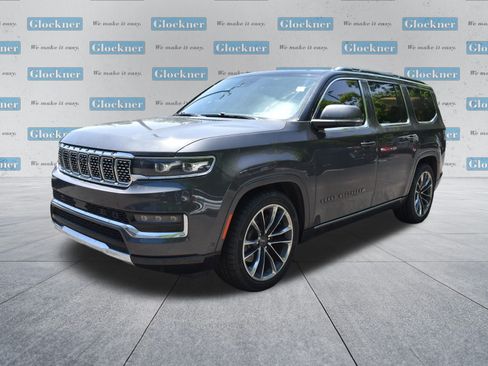 Used 2022 Jeep Grand Wagoneer Series III AWD/4WD image 16