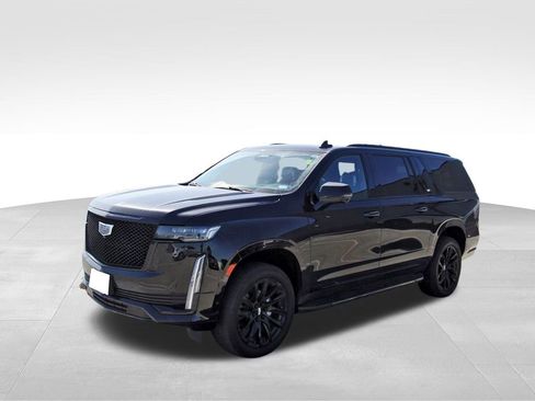 Used 2023 Cadillac Escalade ESV Sport Platinum w/ LPO, ONYX Package image 2